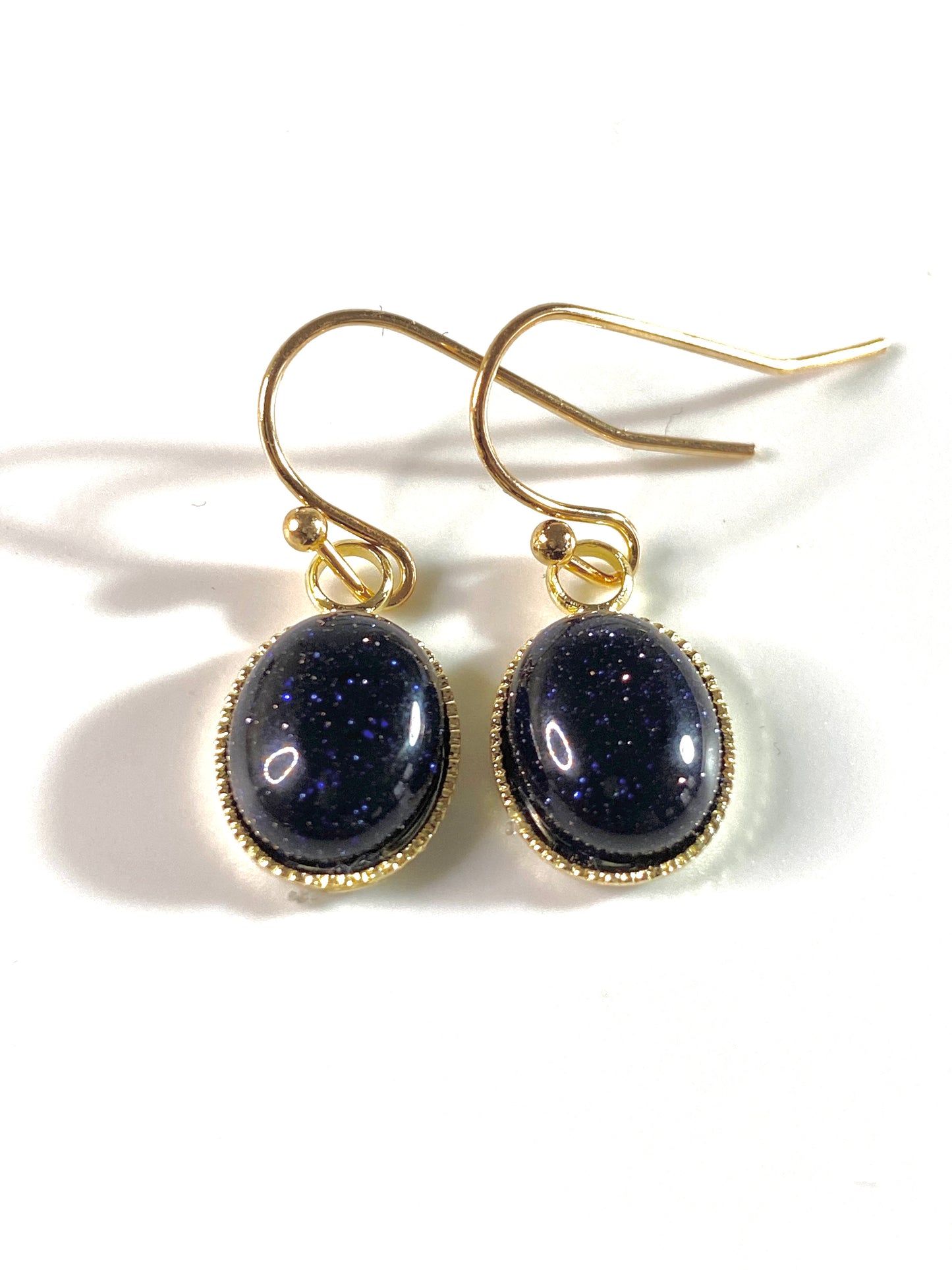 Oval Earrings with semi-precious gemstones