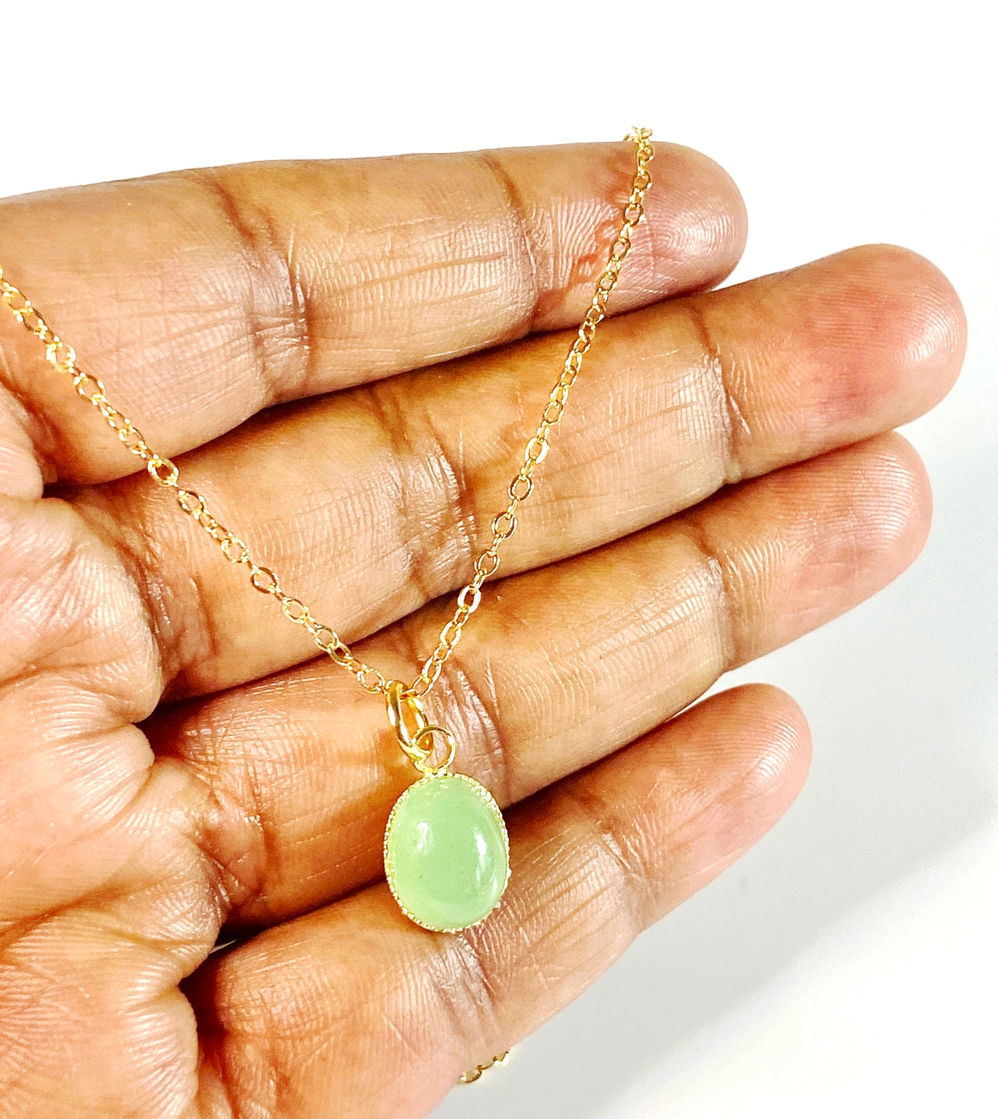 Oval Gemstone pendant chain