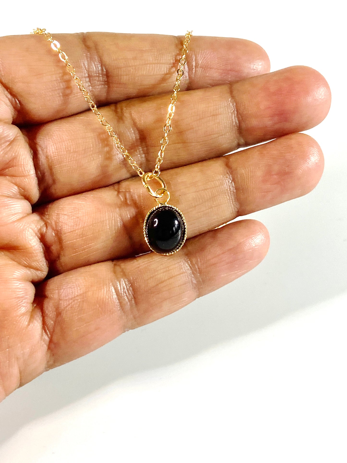 Oval Gemstone pendant chain