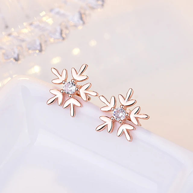 Snowflake Ear stud - Sterling Silver