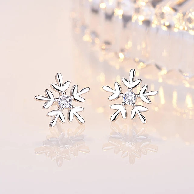 Snowflake Ear stud - Sterling Silver