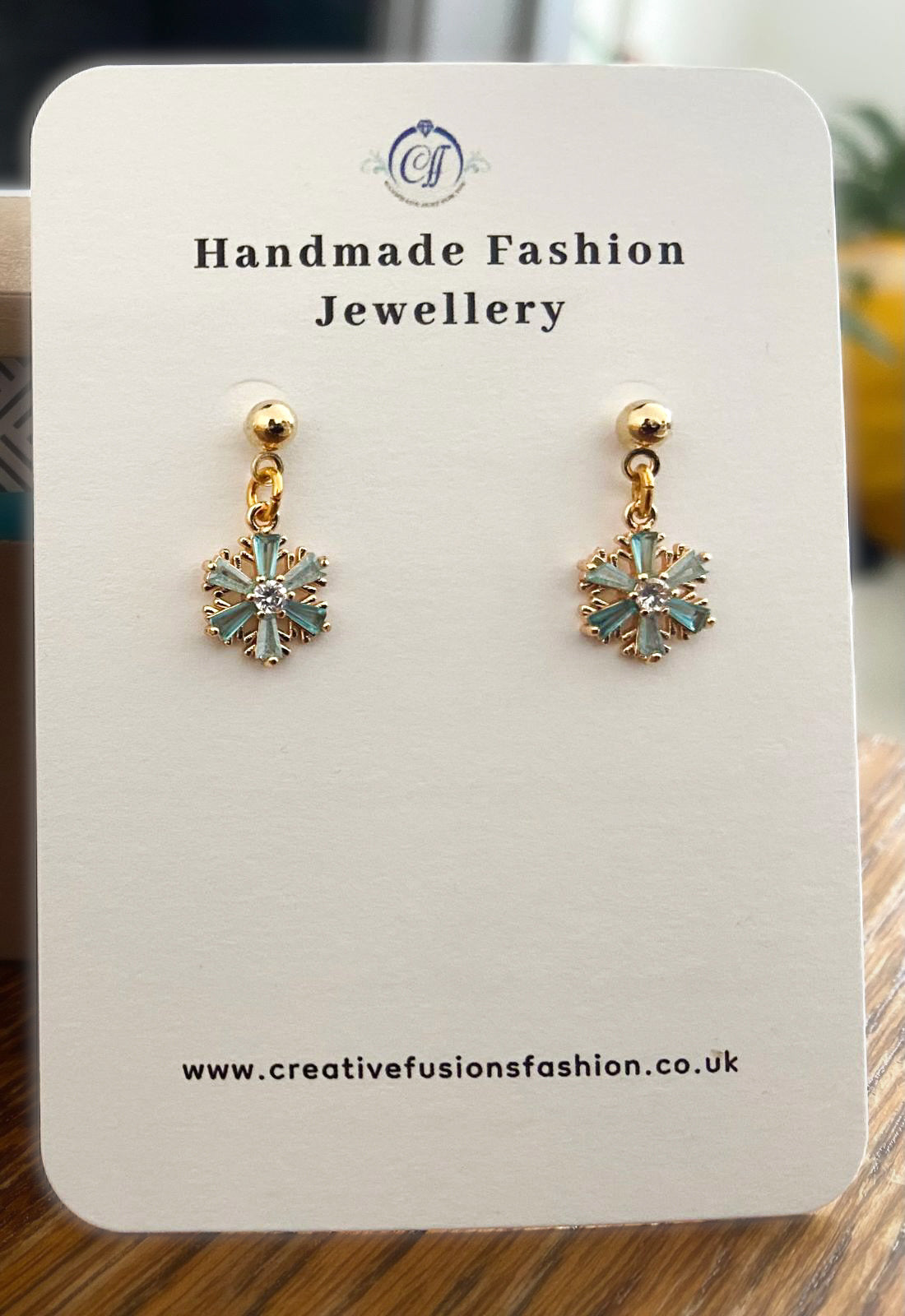 Sparkly snowflake earrings