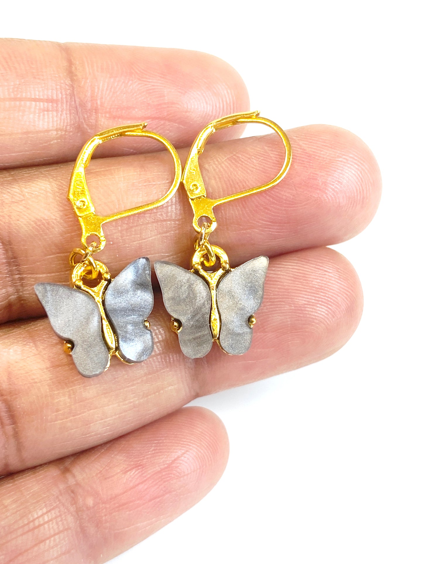 Mini Butterfly Charm Earring-Gold plated