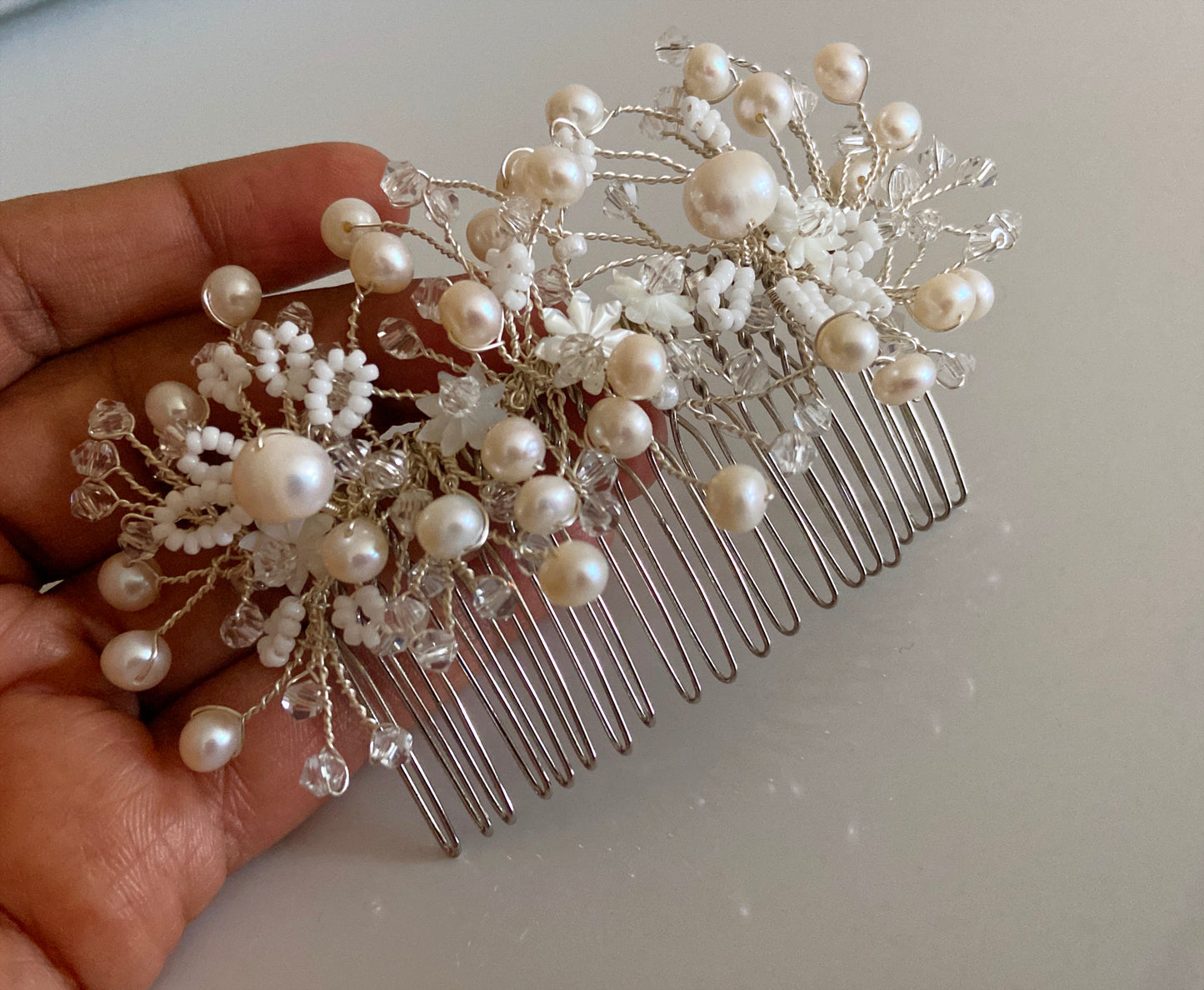 Pearl hair pin