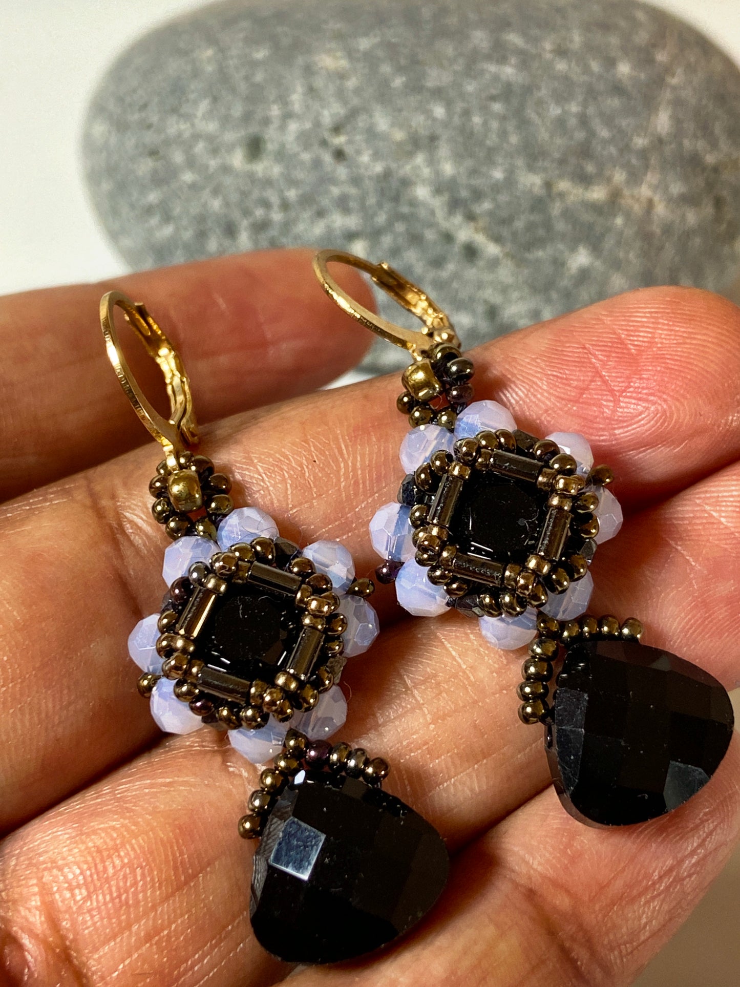 Crystal flower earring