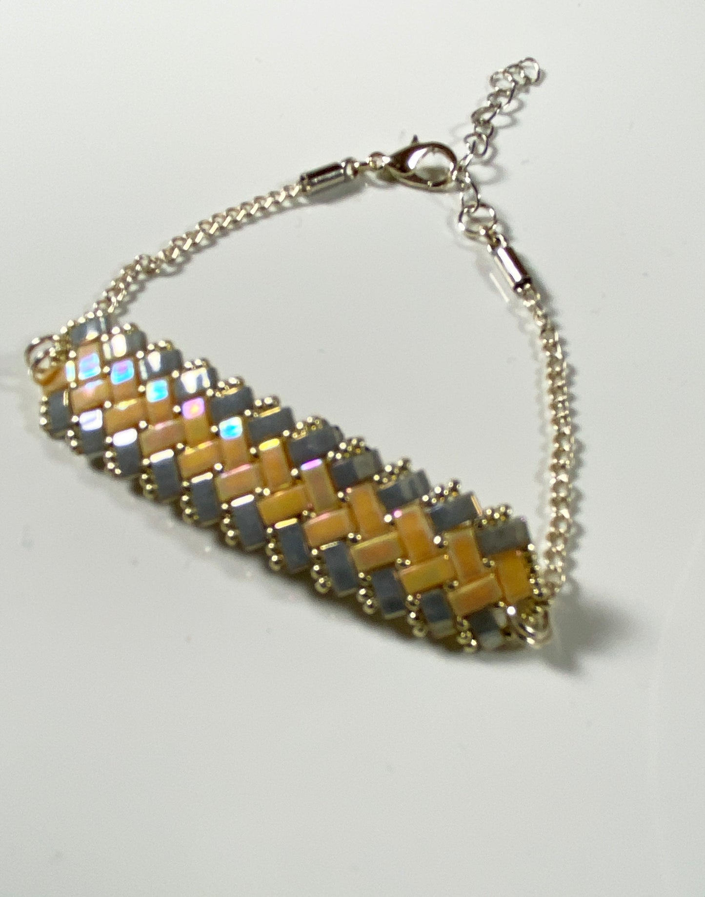 Magic tapis bracelet