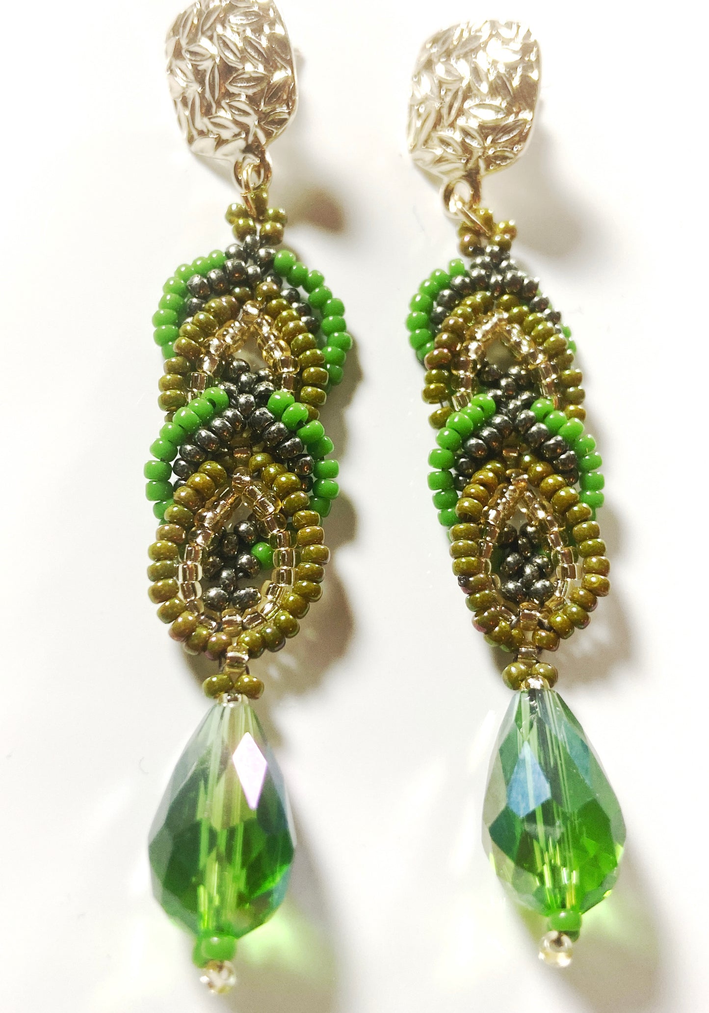 Caparison earring