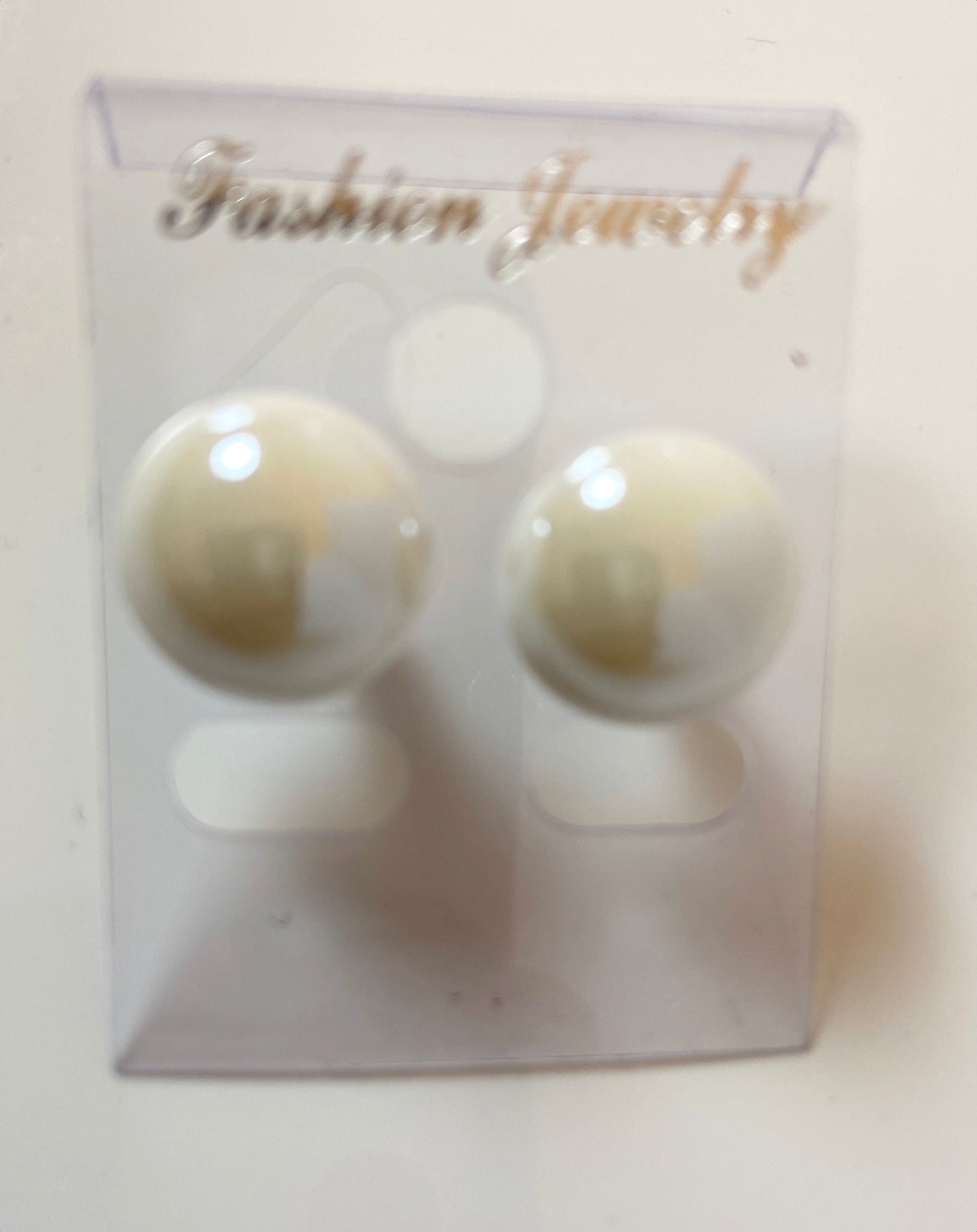 Pearl glass ear stud big size
