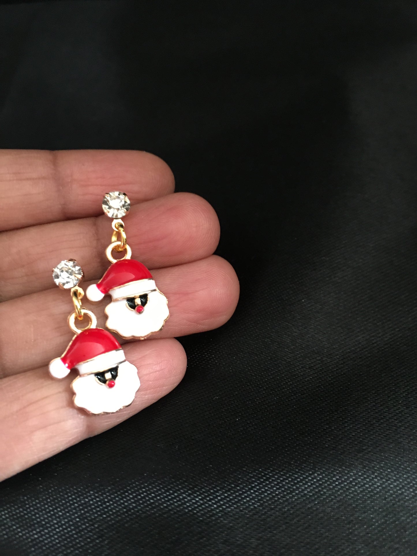 Cute Santa earring