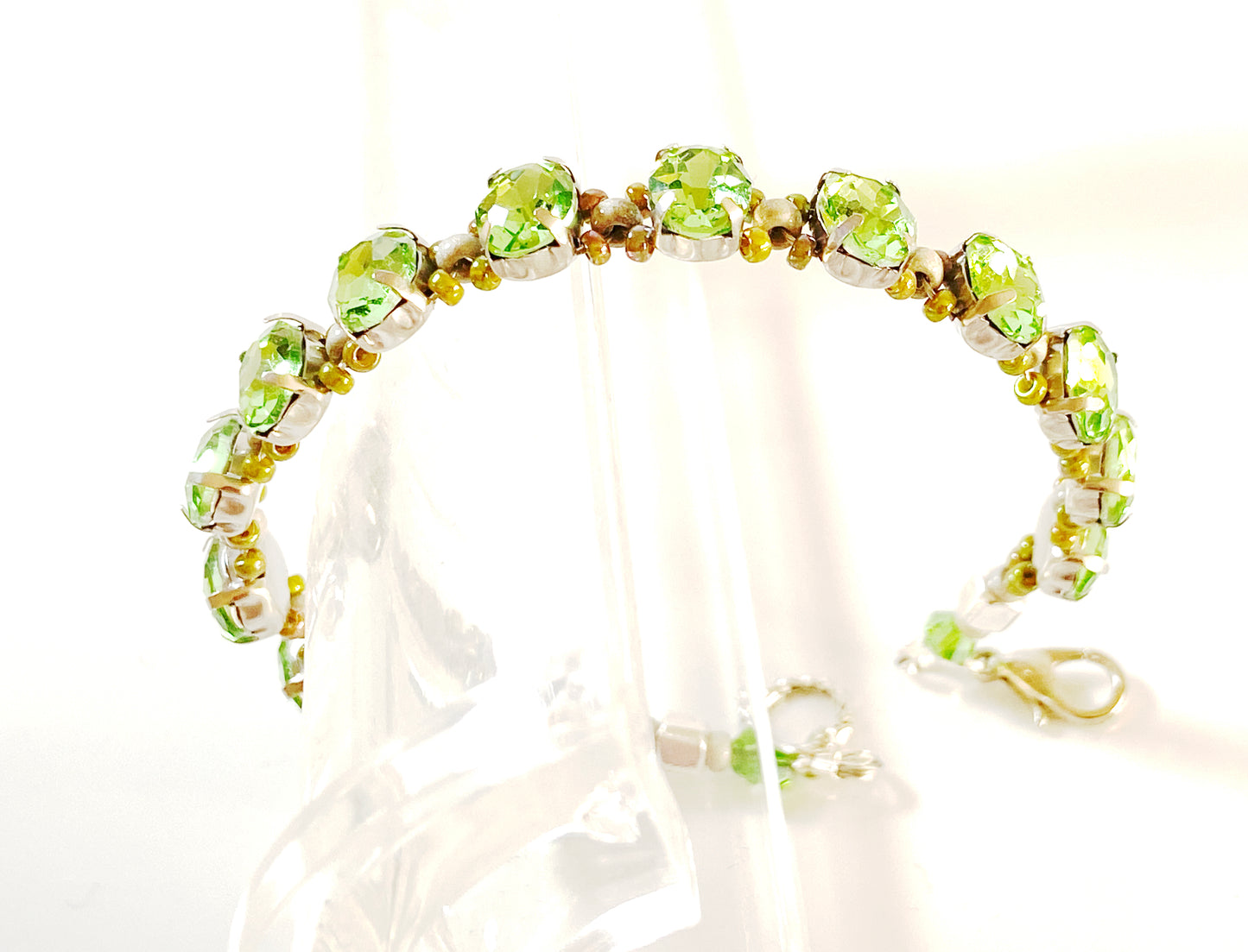 Stepping stone crystal bracelet