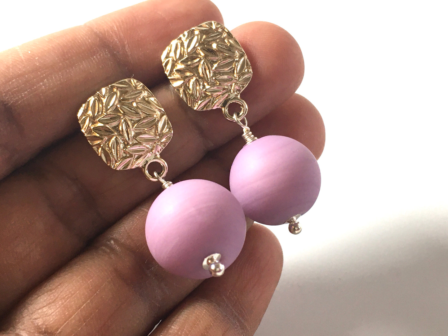 Lady lilac earring