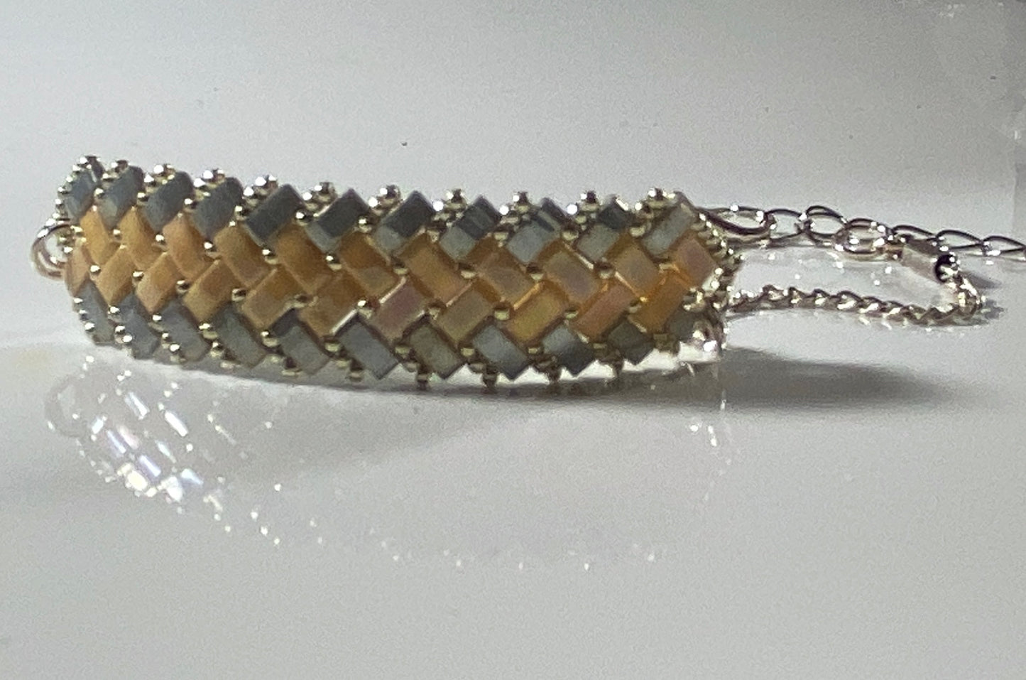 Magic tapis bracelet